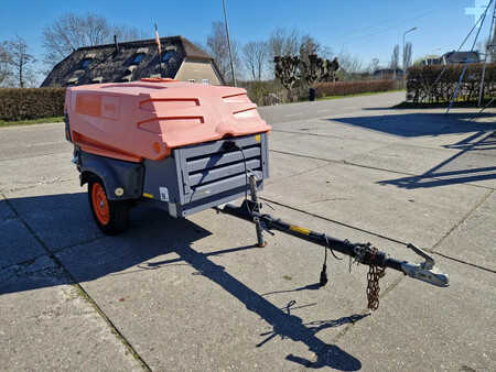 Kompressor 2013 Atlas Copco XAS57 in zeer nette staat (2)