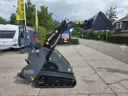 Laderaupe 2024 Mattson Mattson ML525Y DEMO mini skidsteer loader/schranklader rupsen als nieuw (13)