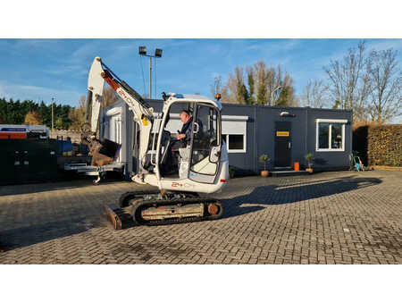 Mini kotrógép 2011 Wacker Neuson 2404RD kan op een helling draaien (14)