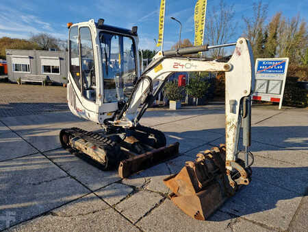 Mini kotrógép 2011 Wacker Neuson 2404RD kan op een helling draaien (19)