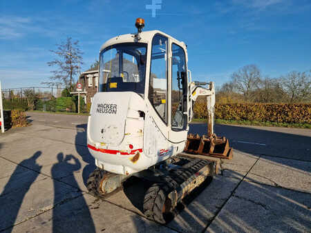 Mini kotrógép 2011 Wacker Neuson 2404RD kan op een helling draaien (20)