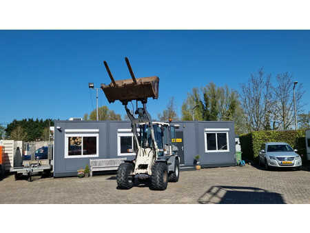 Kerekes rakodó 2008 Terex TL80 in nette staat (21)