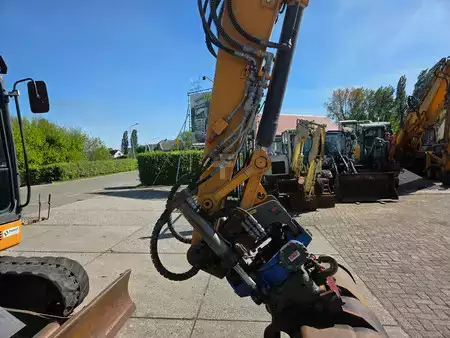 Mini pelle 2017 Case CX75C SR met draai/kantelstuk (16)
