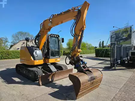 Mini pelle 2017 Case CX75C SR met draai/kantelstuk (2)