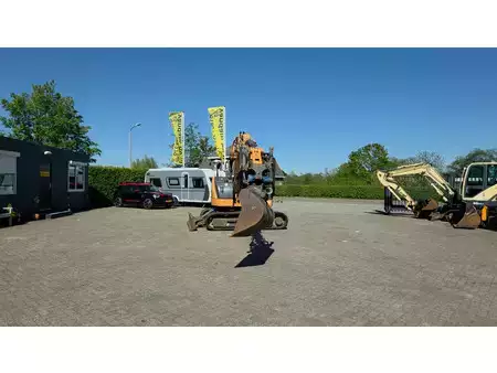 Mini pelle 2017 Case CX75C SR met draai/kantelstuk (23)