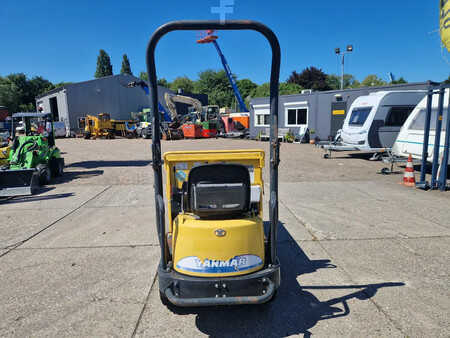 Lánctalpas dömperek 2016 Yanmar C12R-B 3-zijdig kiepend (25)