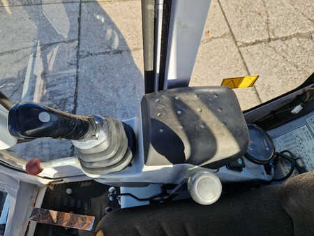 Minigraafmachines 2011 Wacker Neuson 2404RD met nivelleersysteem, mountain proof (11)