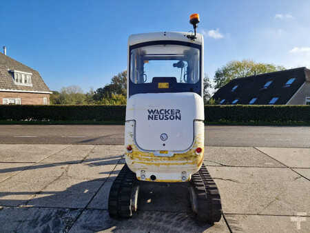 Minigraafmachines 2011 Wacker Neuson 2404RD met nivelleersysteem, mountain proof (6)
