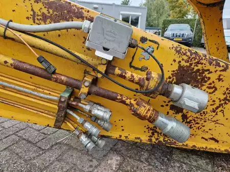 Korečková rýpadla 0 PMI Woltman 955LC piling machine funderingsmachine (19)