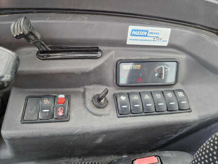Mini excavators 2018 Volvo ECR25D met 2562 uur (11)
