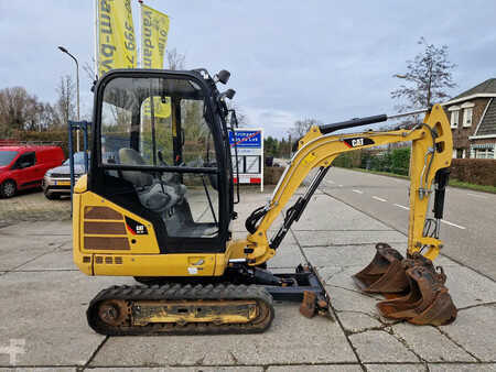 Mini pelle 2019 Caterpillar 301.7D with low hours! (19)