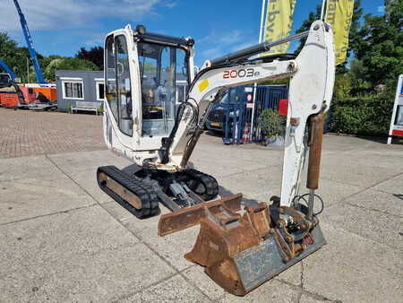 Minibagry 2011 Wacker Neuson 2003RD met nivelleersysteem (19)