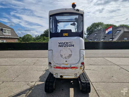 Minibagry 2011 Wacker Neuson 2003RD met nivelleersysteem (4)