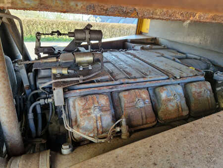 Kompresszor 1990 Atlas Copco XAS350DD (10)