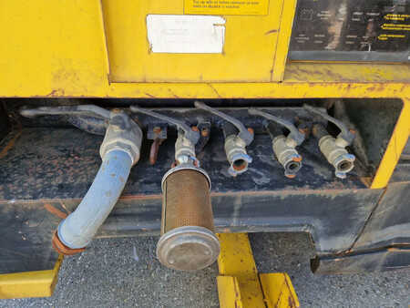 Kompresszor 1990 Atlas Copco XAS350DD (5)