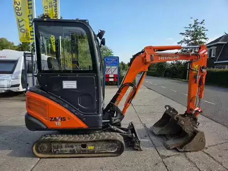 Minikaivinkoneet 2016 Hitachi ZX18-3 CLR, CW05, 4172 uur (20)