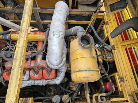 Kettenbagger 0 PM I Woltman 955LC piling machine funderingsmachine (22)