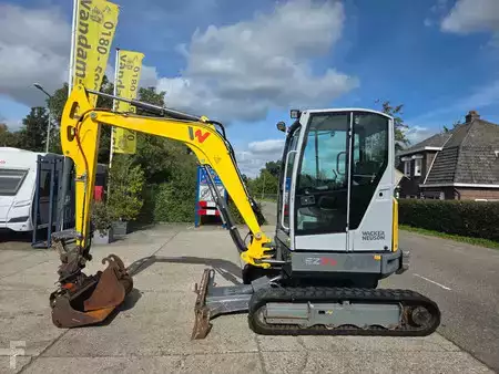 Minibagry 2019 Wacker Neuson EZ36 met kantelbak en dieplepel (20)