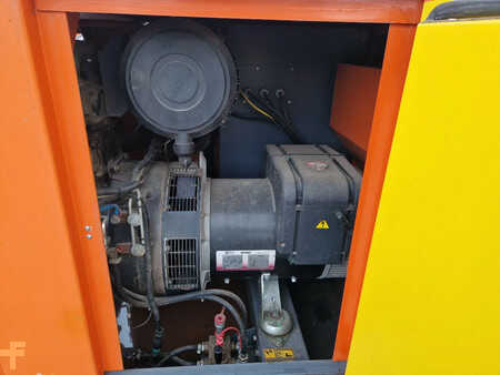 Power Generator 2016 Atlas Copco QAS 60 met Perkins motor (12)