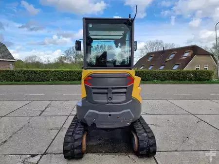 Minikaivinkoneet 2018 Volvo ECR25D met maar 2562 uur (5)