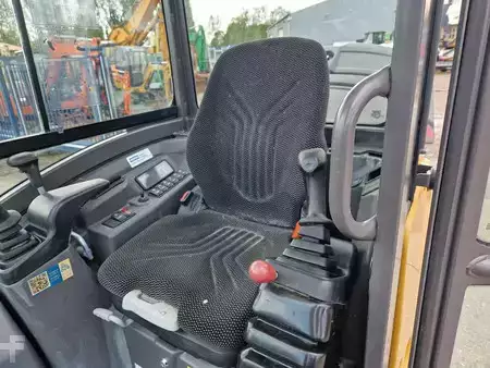 Minikaivinkoneet 2018 Volvo ECR25D met maar 2562 uur (8)