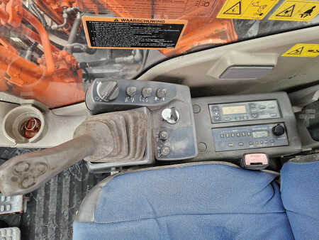 Korečková rýpadla 2009 Hitachi ZX160LC-3 met zeer net rijwerk (12)