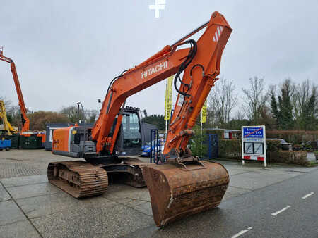 Korečková rýpadla 2009 Hitachi ZX160LC-3 met zeer net rijwerk (24)