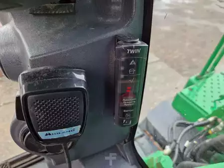 Mobiele graafmachines 2015 Hyundai Robex 160W-9A with 6-cylinder Cummins (12)