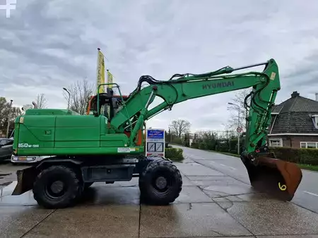 Mobiele graafmachines 2015 Hyundai Robex 160W-9A with 6-cylinder Cummins (25)