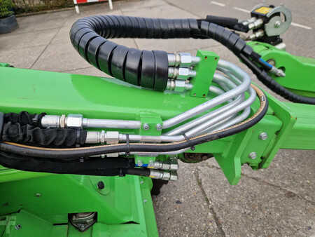 Kompaktlader 2022 Avant M523 met 317 uur, in nieuwstaat!! (20)