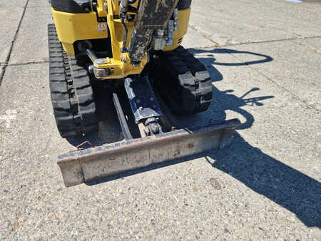 Mini kotrógép 2019 Yanmar SV08-1A gewicht 960kg. (15)