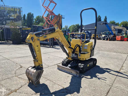 Mini kotrógép 2019 Yanmar SV08-1A gewicht 960kg. (16)
