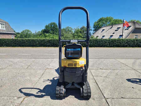 Mini kotrógép 2019 Yanmar SV08-1A gewicht 960kg. (3)