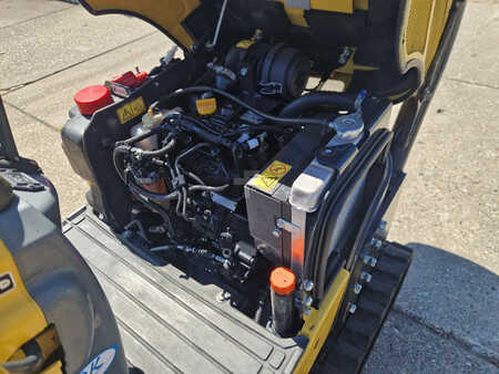 Mini kotrógép 2019 Yanmar SV08-1A gewicht 960kg. (4)