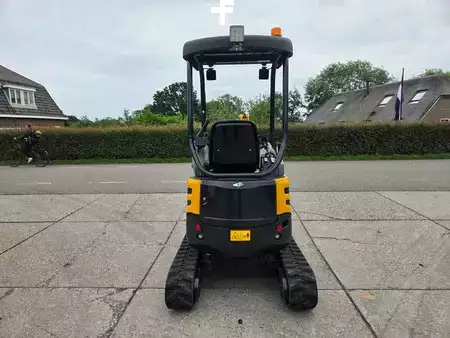 Mini-koparki 2024 Yuchaï U17 DEMOMODEL ALS NIEUW! (5)