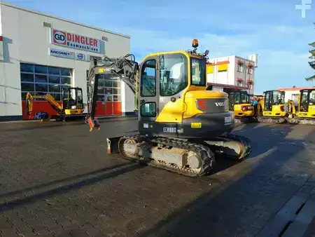 Hydraulic Excavators 2023 Volvo ECR88d (3)
