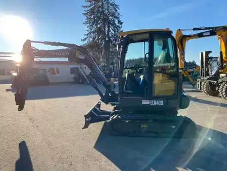 mini escavadeira 2022 Volvo ECR 40 D (3)