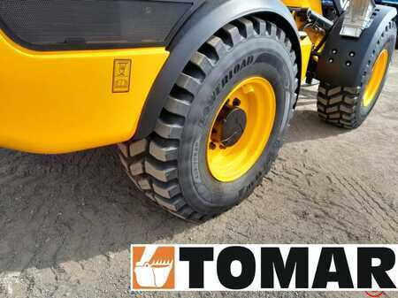 Pyöräkuormaajat 2024 JCB 409 (19)