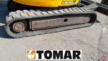 Mini excavadoras 2012 JCB 8065 RTS (17)