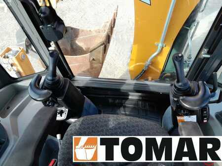Rigid Backhoe Loader 2023 Case 580 SV (20)