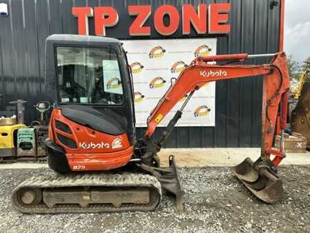 Kubota U25-3 Cabine à 18500 E HT