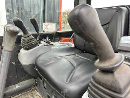 Kubota U25-3 Cabine à 18500 E HT