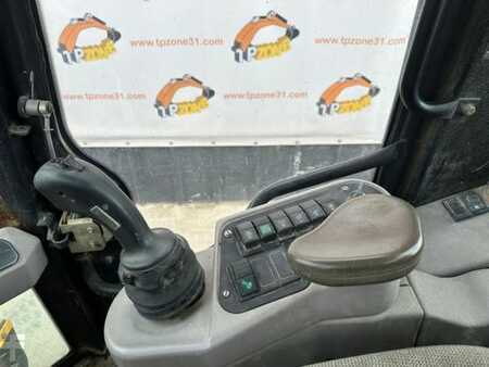 Pyöräkuormaajat 2000 JCB 408 B (7)