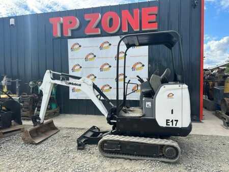 Mini kotrógép 2015 Bobcat E17 (10)