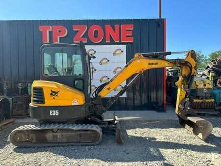 Minibagry 2016 Bobcat E35 (1)