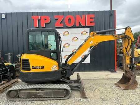 Mini excavators 2016 Bobcat E35 (1)