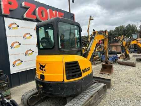 Mini excavators 2016 Bobcat E35 (3)