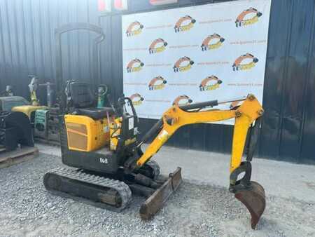 Mini excavators 2018 Bobcat E08 à 10900 € HT (8)