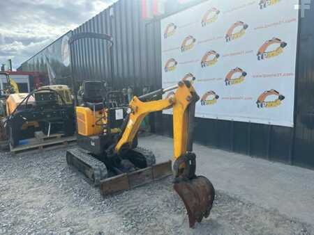 Mini excavators 2018 Bobcat E08 à 10900 € HT (9)