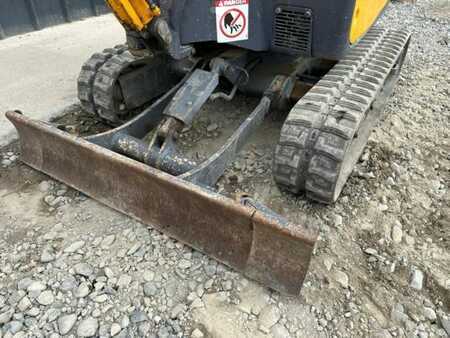 Mini kotrógép 2017 Yanmar SV18 (9)